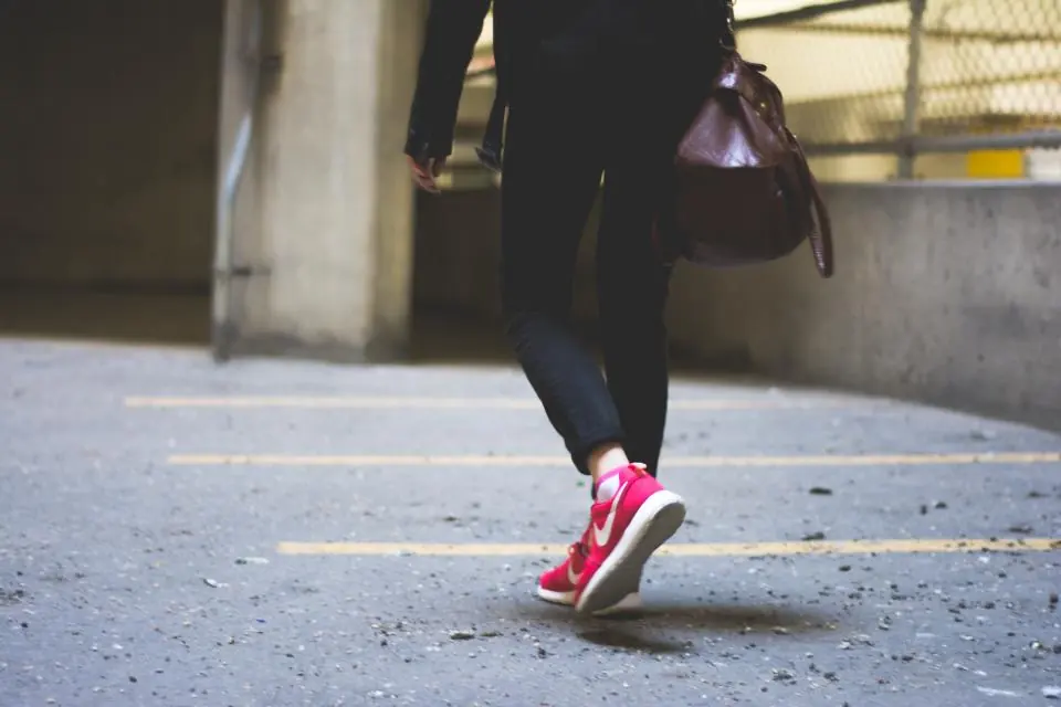 Maigrir sans sport en faisant de la marche votre alliée